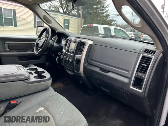 2018 Ram 1500 Big Horn с VIN 1C6RR7GG2JS306980, выставлен на аукционе IAAI как лот 41597761 с пробегом 197 505 миль миль и . История ставок и продаж доступна на DreamBid. Изображение 5.