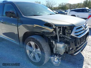 2012 Toyota Highlander Limited with VIN 5TDYK3EH7CS054667, listed as a IAAI auction lot 41716240 with 234,682 mi miles. Bid and sale history available at carsss.com. Image 6.