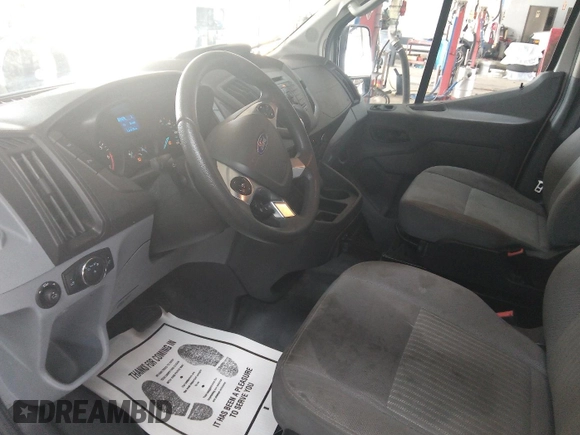 2018 Ford Transit z VIN 1FTYR1YG9JKA80761, wystawiony jako IAAI lot #42859226 z przebiegiem 132 605 mil mil oraz . Historia ofert i sprzedaży dostępna na DreamBid. Obrazek 28.