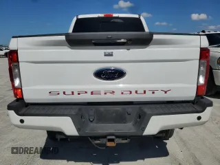 2018 Ford Super Duty F-250 SRW XL with VIN 1FT7W2BT6JEB95882, listed as a Copart auction lot 75690644 with 0 mi miles and Non Repairable. Bid and sale history available at carsss.com. Image 6.