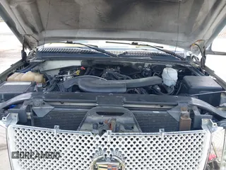 2004 Cadillac Escalade EXT z VIN 3GYEK62N04G123756, wystawiony jako IAAI lot #42361536 z przebiegiem 132 718 mil mil oraz . Historia ofert i sprzedaży dostępna na DreamBid. Obrazek 10.