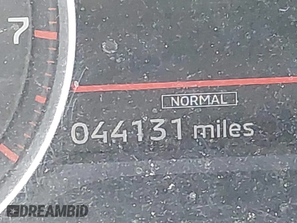 2023 Mitsubishi Outlander ES z VIN JA4J3TA86PZ015703, wystawiony jako IAAI lot #41041126 z przebiegiem 44 131 mil mil oraz . Historia ofert i sprzedaży dostępna na DreamBid. Obrazek 15.