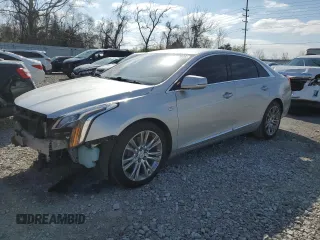 2018 Cadillac XTS Luxury z VIN 2G61M5S35J9129388, wystawiony jako Copart lot #47619644 z przebiegiem 186 942 mil mil oraz Nie do naprawy • Non repairable. Historia ofert i sprzedaży dostępna na DreamBid. Obrazek 1.