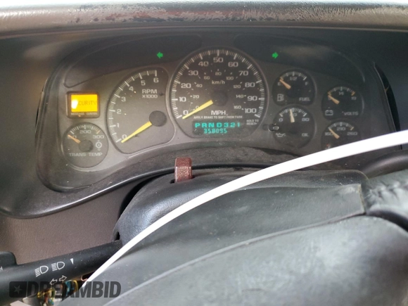 2001 Chevrolet Suburban LS with VIN 3GNEC16T21G268430, listed as a Copart auction lot 70999894 with 358,095 mi miles and Salvage Title. Bid and sale history available at carsss.com. Image 9.