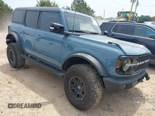 2021 Ford Bronco с VIN 1FMEE5DP5MLA71724, выставлен на аукционе IAAI как лот 42286668 с пробегом 38 239 миль миль и . История ставок и продаж доступна на DreamBid. Изображение 1.