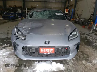 2024 Toyota GR86 Premium with VIN JF1ZNBE16R9752970, listed as a Copart auction lot 44932225 with 1,087 mi miles and Salvage Title. Bid and sale history available at carsss.com. Image 5.