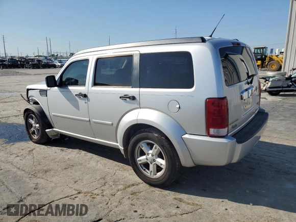 2011 Dodge Nitro SXT z VIN 1D4PT5GK5BW541154, wystawiony jako Copart lot #72741154 z przebiegiem 154 746 mil mil oraz Szkoda całkowita • Salvage title. Historia ofert i sprzedaży dostępna na DreamBid. Obrazek 2.