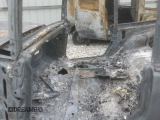 2013 Jeep Wrangler Rubicon 10th Anniversary z VIN 1C4BJWCG9DL555910, wystawiony jako Copart lot #51588595 z przebiegiem Nie podano mil oraz Szkoda całkowita • Salvage title. Historia ofert i sprzedaży dostępna na DreamBid. Obrazek 7.