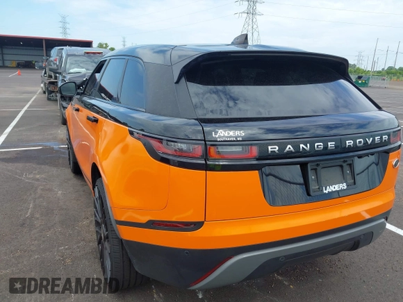 2018 Land Rover Range Rover Velar S с VIN SALYB2RN1JA723478, выставлен на аукционе IAAI как лот 42685333 с пробегом 98 616 миль миль и . История ставок и продаж доступна на DreamBid. Изображение 3.