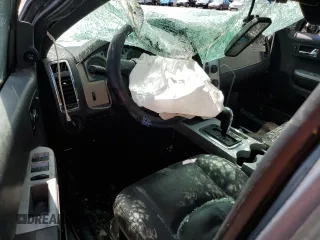2008 Mercury Mariner Premier with VIN 4M2CU97148KJ19202, listed as a Copart auction lot 71016424 with 0 mi miles and Non Repairable. Bid and sale history available at carsss.com. Image 8.