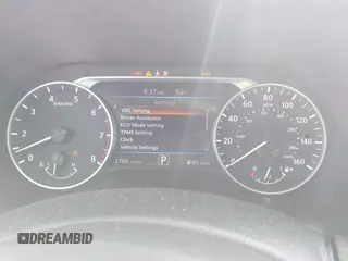 2024 Nissan Sentra SR z VIN 3N1AB8DV9RY354172, wystawiony jako IAAI lot #42106887 z przebiegiem 2 786 mil mil oraz . Historia ofert i sprzedaży dostępna na DreamBid. Obrazek 7.