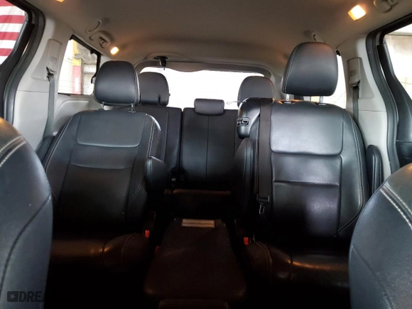 2015 Toyota Sienna SE with VIN 5TDXK3DC6FS645904, listed as a Copart auction lot 51323435 with 87,067 mi miles and Salvage Title. Bid and sale history available at carsss.com. Image 10.