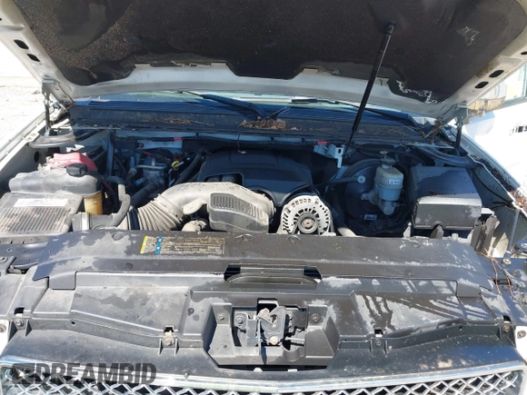 2008 Chevrolet Suburban LTZ with VIN 3GNFC16J08G157677, listed as a IAAI auction lot 41810860 with 267,526 mi miles and . Bid and sale history available at DreamBid. Image 10.