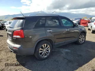 2011 Kia Sorento EX with VIN 5XYKU4A20BG140969, listed as a Copart auction lot 46749715 with 0 mi miles and Salvage Title. Bid and sale history available at carsss.com. Image 3.