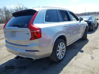 2017 Volvo XC90 Inscription with VIN YV4A22PL8H1171253, listed as a IAAI auction lot 41754153 with 1 mi miles. Bid and sale history available at carsss.com. Image 4.