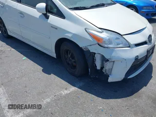 2015 Toyota Prius Four с VIN JTDKN3DU5F2002042, выставлен на аукционе IAAI как лот 42309195 с пробегом 177 951 миль миль и . История ставок и продаж доступна на DreamBid. Изображение 6.