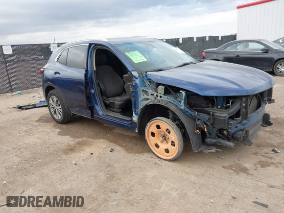 2022 Buick Envision Preferred with VIN LRBAZLR41ND068887, listed as a IAAI auction lot 41168277 with 33,997 mi miles. Bid and sale history available at carsss.com. Image 1.