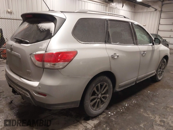2013 Nissan Pathfinder SL z VIN 5N1AR2MM8DC663920, wystawiony jako IAAI lot #41586209 z przebiegiem 210 000 mil mil oraz . Historia ofert i sprzedaży dostępna na DreamBid. Obrazek 4.
