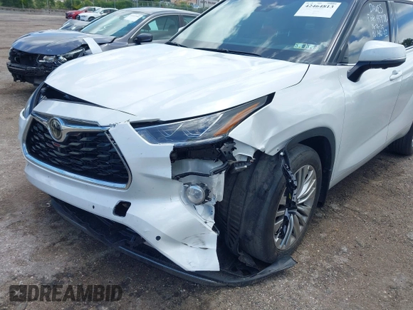 2023 Toyota Highlander L with VIN 5TDKDRAH3PS044054, listed as a IAAI auction lot 42464813 with 38,681 mi miles and . Bid and sale history available at DreamBid. Image 6.