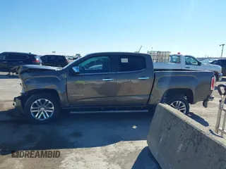 2015 GMC Canyon 2WD SLT with VIN 1GTG5CE32F1215628, listed as a IAAI auction lot 41412762 with 182,615 mi miles. Bid and sale history available at carsss.com. Image 14.