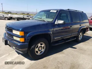 2000 Chevrolet Tahoe Z71 with VIN 1GNEK13R1YR170690, listed as a Copart auction lot 72806004 with 211,151 mi miles and Clean Title. Bid and sale history available at carsss.com. Image 1.