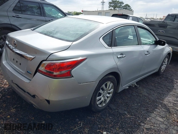 2014 Nissan Altima S with VIN 1N4AL3AP2EN367135, listed as a IAAI auction lot 41920365 with 119,568 mi miles and . Bid and sale history available at carsss.com. Image 4.
