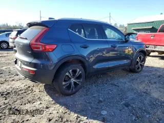 2020 Volvo XC40 Inscription z VIN YV4162UL6L2284663, wystawiony jako Copart lot #79441554 z przebiegiem Nie podano mil oraz Szkoda całkowita • Salvage title. Historia ofert i sprzedaży dostępna na DreamBid. Obrazek 3.