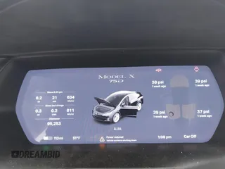 2018 Tesla Model X 75D with VIN 5YJXCBE25JF117801, listed as a IAAI auction lot 41798116 with 95,253 mi miles. Bid and sale history available at carsss.com. Image 7.