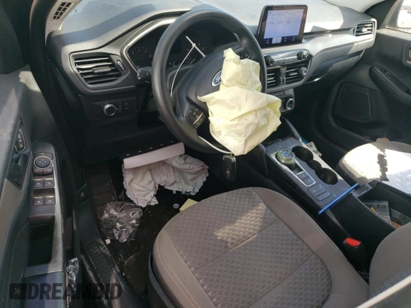 2022 Ford Escape SE with VIN 1FMCU0G69NUA48247, listed as a Copart auction lot 63770525 with Not provided miles and Salvage title. Bid and sale history available at DreamBid. Image 8.