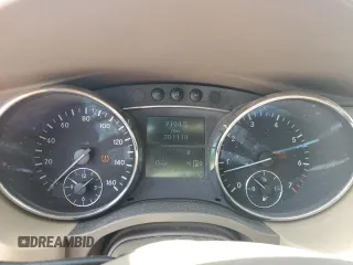 2008 Mercedes-Benz R 3.5L with VIN 4JGCB65E08A076771, listed as a Copart auction lot 57267195 with 201,118 mi miles and Salvage title. Bid and sale history available at DreamBid. Image 9.