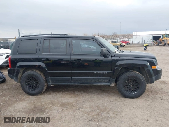 2013 Jeep Patriot Sport with VIN 1C4NJRBB5DD138928, listed as a IAAI auction lot 41642193 with 220,125 mi miles and . Bid and sale history available at carsss.com. Image 13.