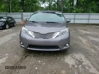 2016 Toyota Sienna XLE с VIN 5TDYK3DC8GS749610, выставлен на аукционе Copart как лот 57579215 с пробегом 167 554 миль миль и Списание • Salvage title. История ставок и продаж доступна на DreamBid. Изображение 14.