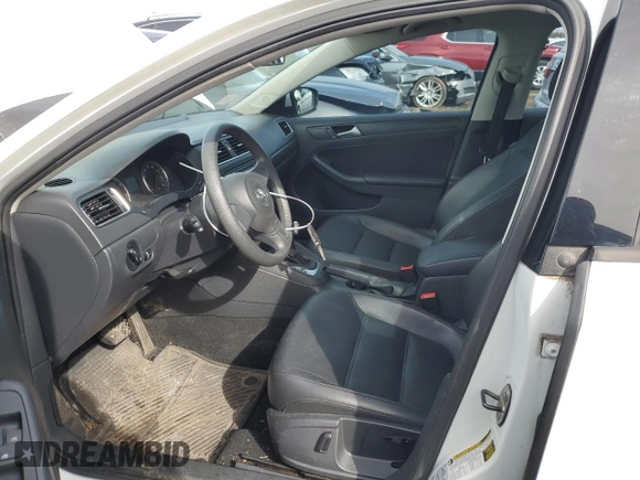 2014 Volkswagen Jetta Sedan SE w/Connectivity with VIN 3VWD07AJ8EM294783, listed as a Copart auction lot 47465975 with 152,079 mi miles and Clean Title. Bid and sale history available at carsss.com. Image 7.