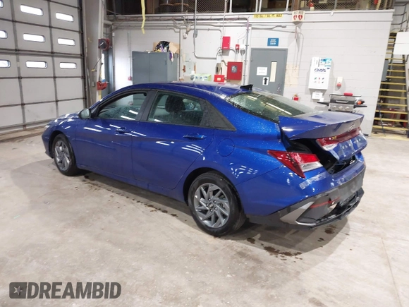 2024 Hyundai Elantra SEL with VIN KMHLM4DG4RU842843, listed as a IAAI auction lot 42118076 with 6,242 mi miles and . Bid and sale history available at DreamBid. Image 3.