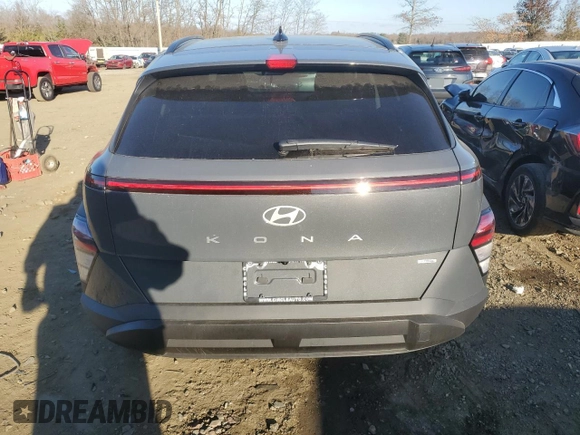 2025 Hyundai Kona SEL Convenience with VIN KM8HCCAB3SU192744, listed as a Copart auction lot 80489844 with 899 mi miles and Salvage Title. Bid and sale history available at DreamBid. Image 6.