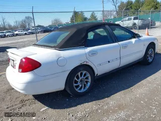2001 Ford Taurus SEL Deluxe with VIN 1FAFP56S51G280587, listed as a IAAI auction lot 41541683 with 190,001 mi miles. Bid and sale history available at carsss.com. Image 4.