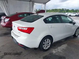 2014 Kia Rio EX z VIN KNADN4A38E6339206, wystawiony jako IAAI lot #41972283 z przebiegiem 95 993 mil mil oraz . Historia ofert i sprzedaży dostępna na DreamBid. Obrazek 4.