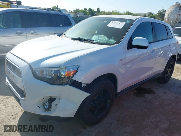 2015 Mitsubishi Outlander Sport ES with VIN 4A4AP3AU6FE048240, listed as a IAAI auction lot 42095926 with 105,094 mi miles. Bid and sale history available at carsss.com. Image 2.