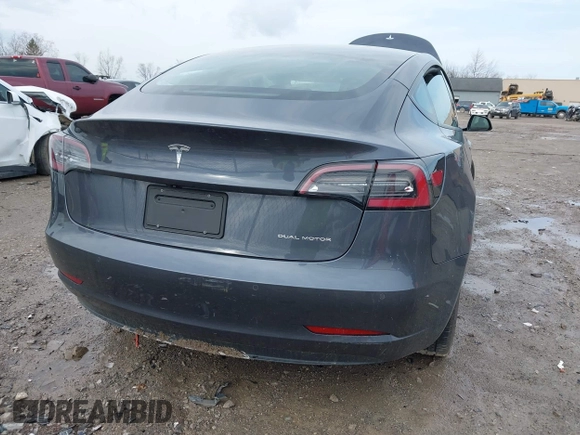 2022 Tesla Model 3 Long Range with VIN 5YJ3E1EB8NF201023, listed as a IAAI auction lot 41942943 with 30,635 mi miles and . Bid and sale history available at DreamBid. Image 4.