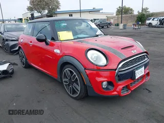 2015 MINI Hardtop S z VIN WMWXP7C57F2A40907, wystawiony jako IAAI lot #42392084 z przebiegiem 64 069 mil mil oraz . Historia ofert i sprzedaży dostępna na DreamBid. Obrazek 1.
