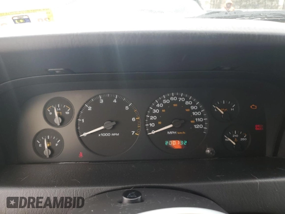 2004 Jeep Grand Cherokee Laredo с VIN 1J4GW48S64C379210, выставлен на аукционе Copart как лот 49984635 с пробегом 200 132 миль миль и Чистый • Clean title. История ставок и продаж доступна на DreamBid. Изображение 9.