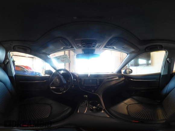 2020 Toyota Camry SE z VIN 4T1G11AK5LU350329, wystawiony jako IAAI lot #41617963 z przebiegiem 75 980 mil mil oraz . Historia ofert i sprzedaży dostępna na DreamBid. Obrazek 18.