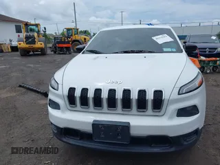 2017 Jeep Cherokee Sport z VIN 1C4PJLAB9HW503337, wystawiony jako IAAI lot #42379362 z przebiegiem 92 592 mil mil oraz . Historia ofert i sprzedaży dostępna na DreamBid. Obrazek 12.