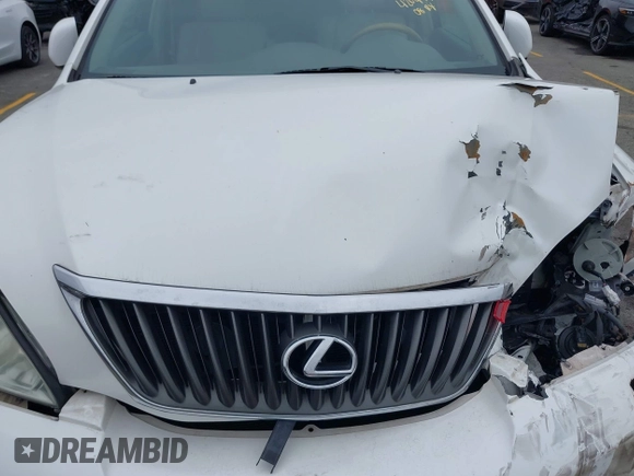 2008 Lexus RX 350 with VIN 2T2GK31U48C048352, listed as a IAAI auction lot 42044323 with Not Provided miles and . Bid and sale history available at DreamBid. Image 10.