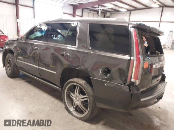 2016 GMC Yukon Denali with VIN 1GKS2CKJ8GR457661, listed as a IAAI auction lot 41522729 with 1 mi miles. Bid and sale history available at carsss.com. Image 3.
