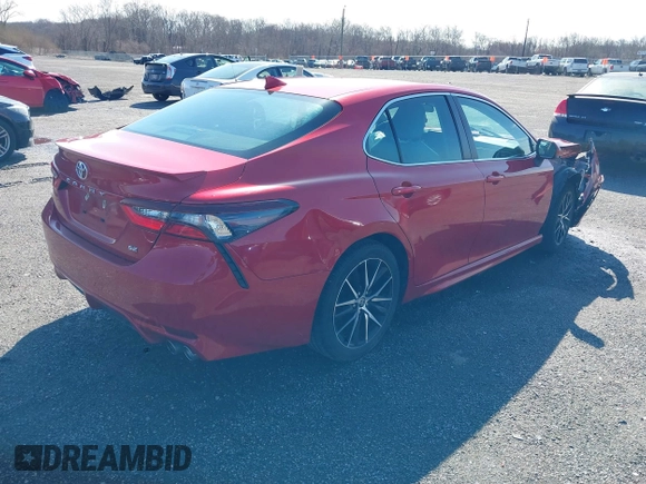 2021 Toyota Camry SE Nightshade with VIN 4T1G11AK0MU482609, listed as a IAAI auction lot 41811543 with 68,336 mi miles and . Bid and sale history available at carsss.com. Image 4.