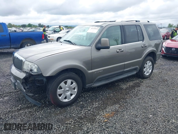 2003 Lincoln Aviator Premium z VIN 5LMEU78H93ZJ29120, wystawiony jako IAAI lot #42239414 z przebiegiem 196 479 mil mil oraz . Historia ofert i sprzedaży dostępna na DreamBid. Obrazek 18.