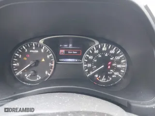2018 Nissan Pathfinder S with VIN 5N1DR2MM4JC631927, listed as a IAAI auction lot 41487233 with 162,840 mi miles. Bid and sale history available at carsss.com. Image 7.