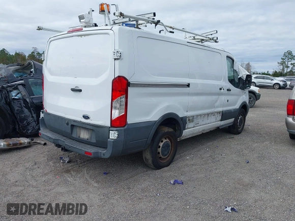 2016 Ford Transit Cargo с VIN 1FTYR1YM4GKB55705, выставлен на аукционе IAAI как лот 40971393 с пробегом 139 089 миль миль и . История ставок и продаж доступна на DreamBid. Изображение 4.
