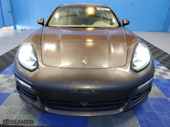 2014 Porsche Panamera S E-Hybrid with VIN WP0AD2A75EL044548, listed as a Copart auction lot 47578765 with 86,758 mi miles and Clean Title. Bid and sale history available at carsss.com. Image 5.